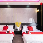 Reddoorz Tahami Hotel Near Kha Van Can